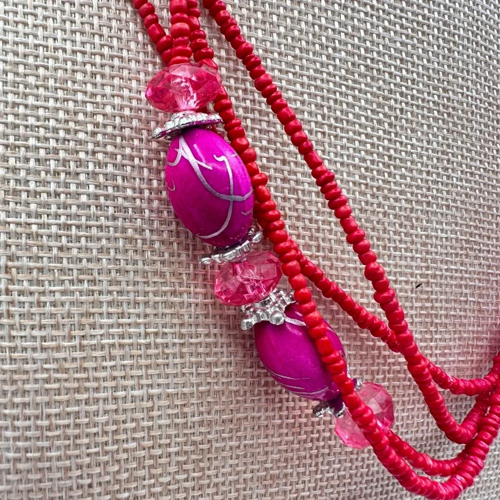 Vintage Y2K Silver Tone Multi Strand Red & Pink Beaded Necklace Jewelry